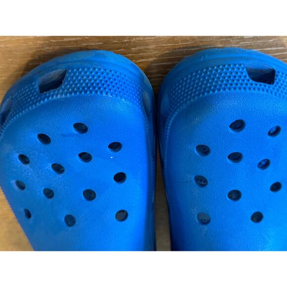 CROCS Royal Blue Water Shoes Classic Clogs Men size 12 - Picture 5 of 6
